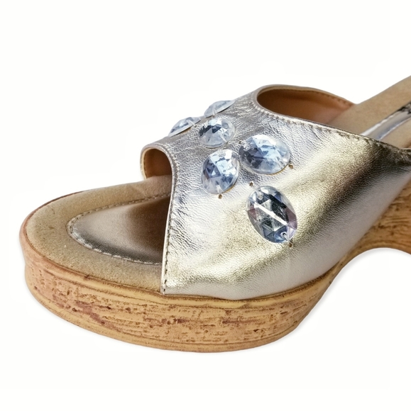 Le Matin Gold Leather Cork Wedge High Heel Shoes Woman's Size 10 - Picture 4 of 8